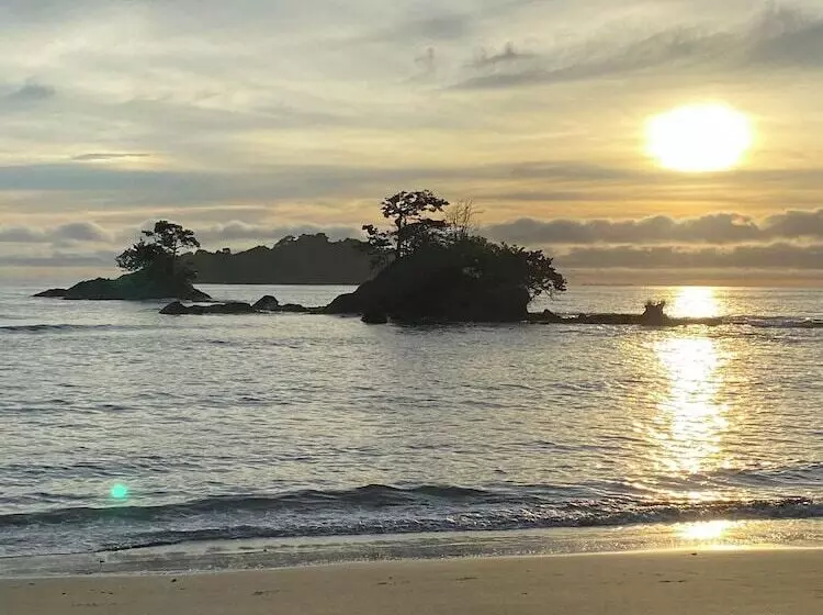 ホテル Las Rocas Village Eco