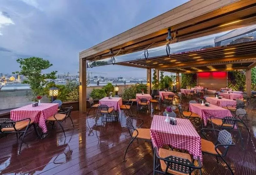 Hotelli Madinah Al-Javad