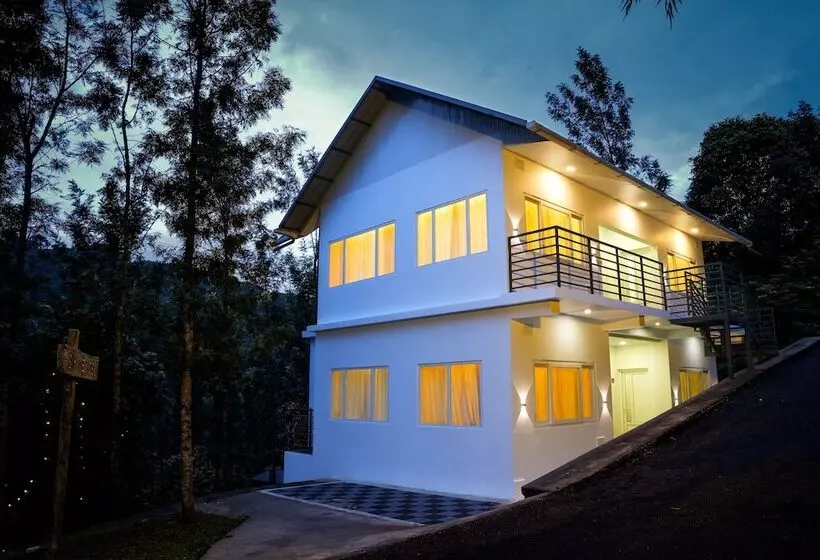 Hotelli Misty Range Resorts