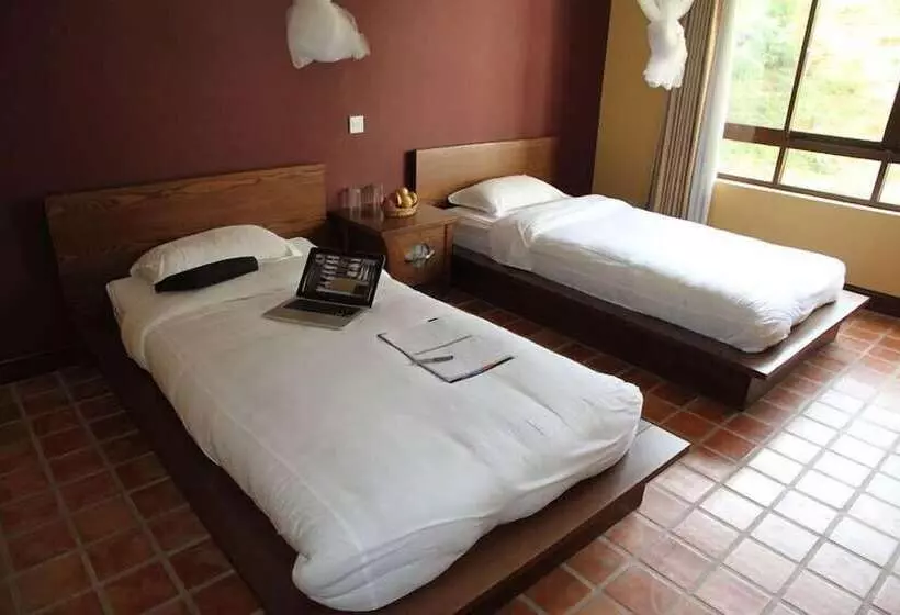 Neydo Hotel Buddhist Monastery