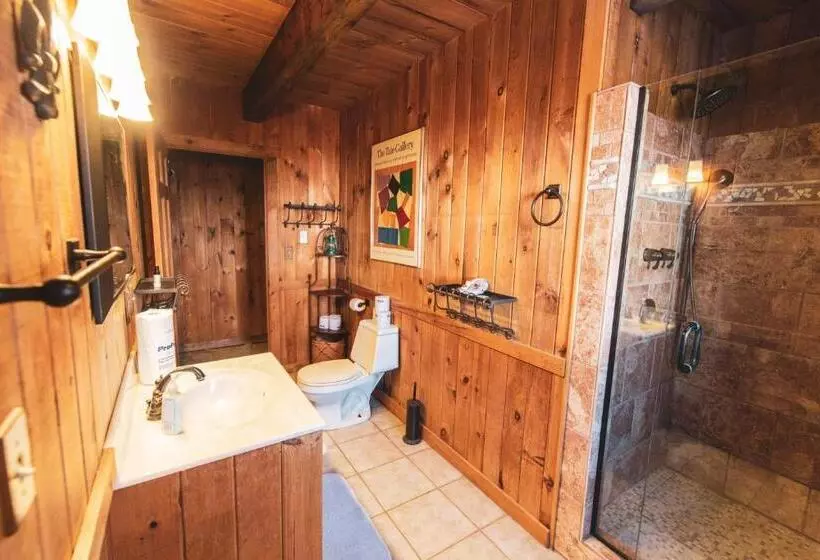 ホテル Ogontz Rustic Resort