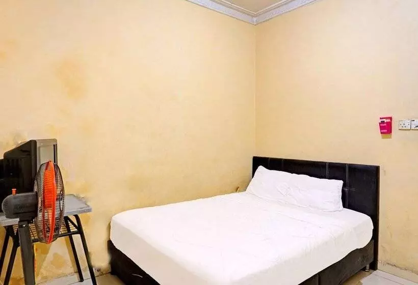 هتل Spot On Toyo Homestay Syariah