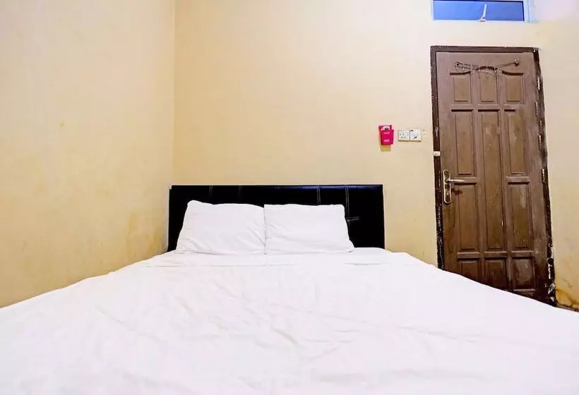 هتل Spot On Toyo Homestay Syariah