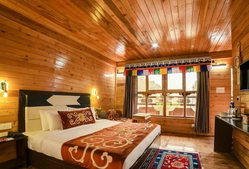 Hotel Summit Panghen Metok