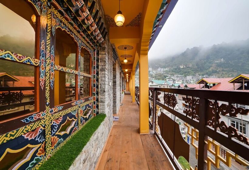 Hotel Summit Panghen Metok