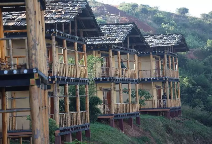 هتل Wangdue Ecolodge