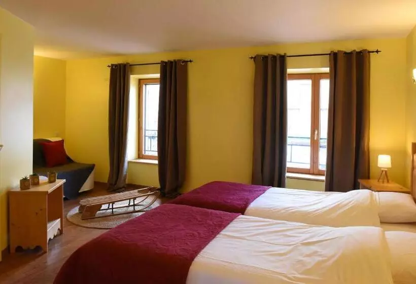 ペンション Auberge Du Couvige
