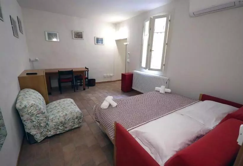 Majatalo Casadiviaappia