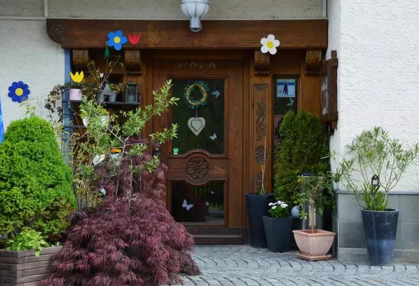 ペンション Gasthof Köllenspitze