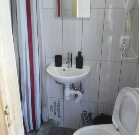 Majatalo гiрська роса