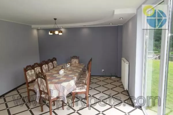 Majatalo гiрська роса