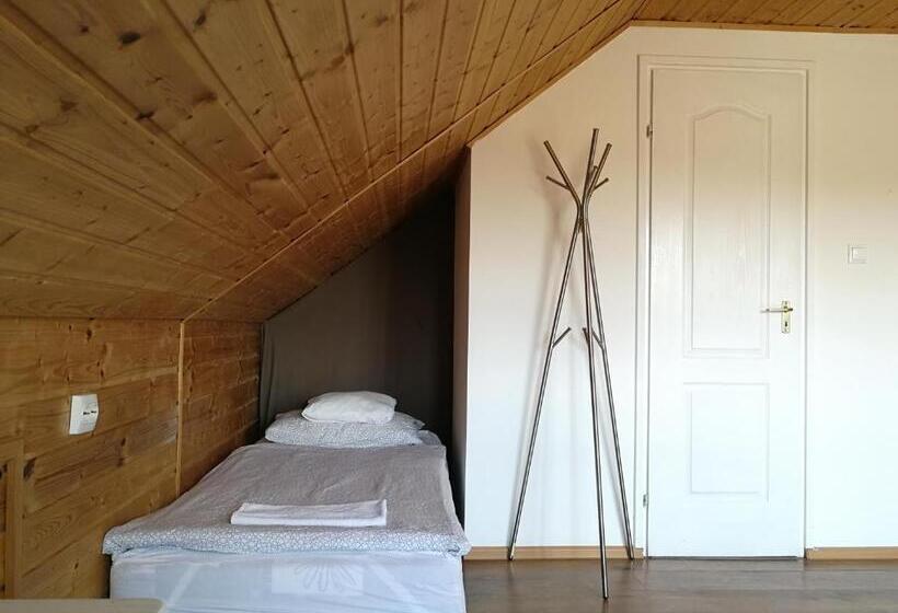 ペンション Manoka Guest House