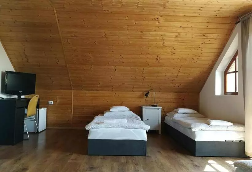 ペンション Manoka Guest House