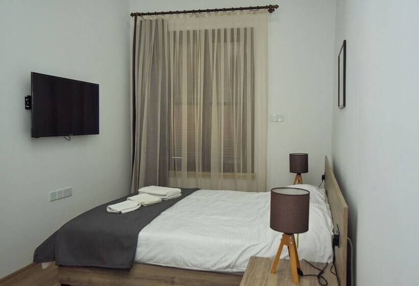 بنسيون Old Stone Boutique Hotel   North Cyprus