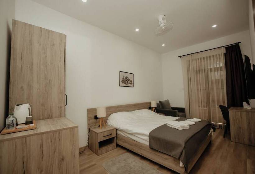 بنسيون Old Stone Boutique Hotel   North Cyprus