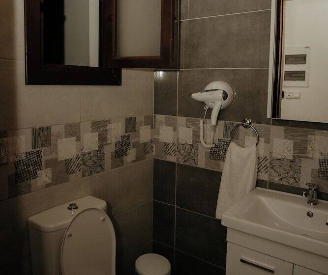 بنسيون Old Stone Boutique Hotel   North Cyprus