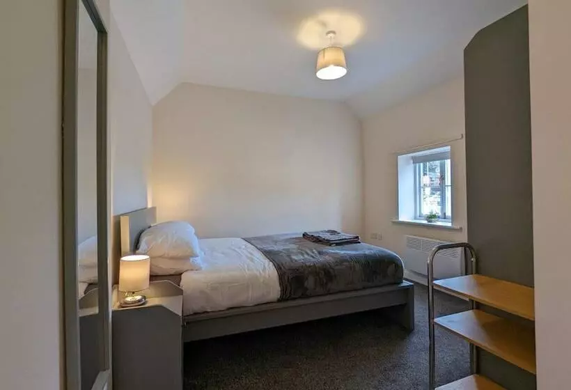 1 Bed Adore Cottage   Bwthyn Bach Addawol