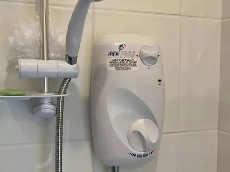 1 Bed Adore Cottage   Bwthyn Bach Addawol