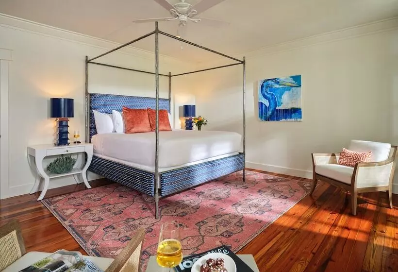 ベッドアンドブレックファースト May River Manor