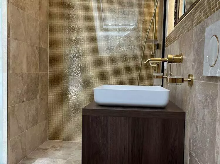 Aamiaismajoitus (B&B) Separé V Zahradě