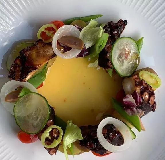 Chateau Rond Boutique Hotel & Spa