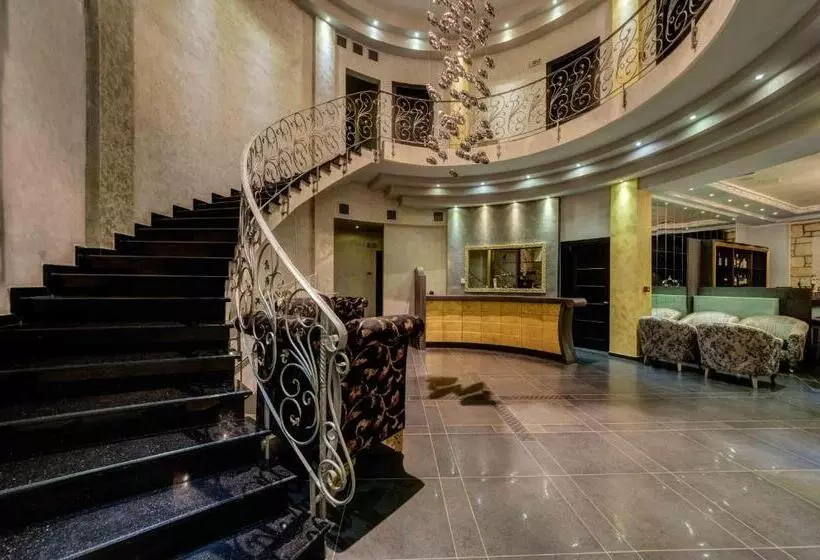 Chateau Rond Boutique Hotel & Spa