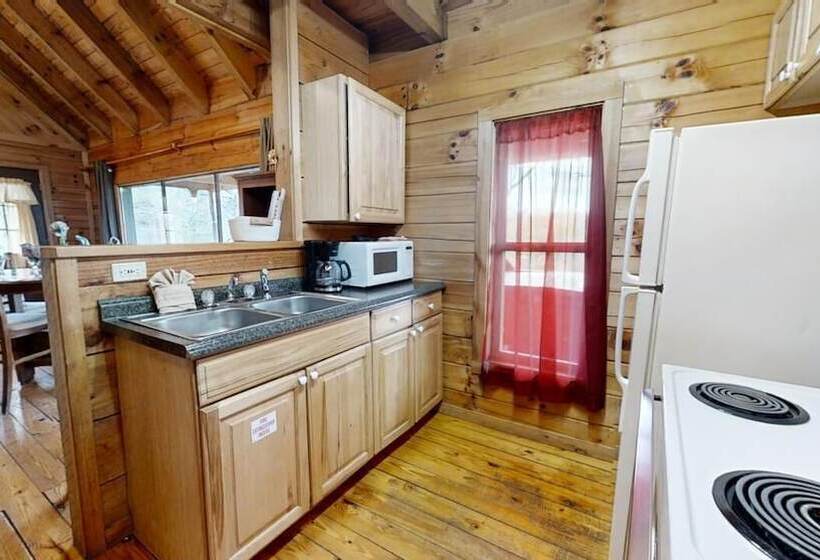 Evie S Mountain Castle