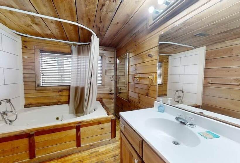 Evie S Mountain Castle