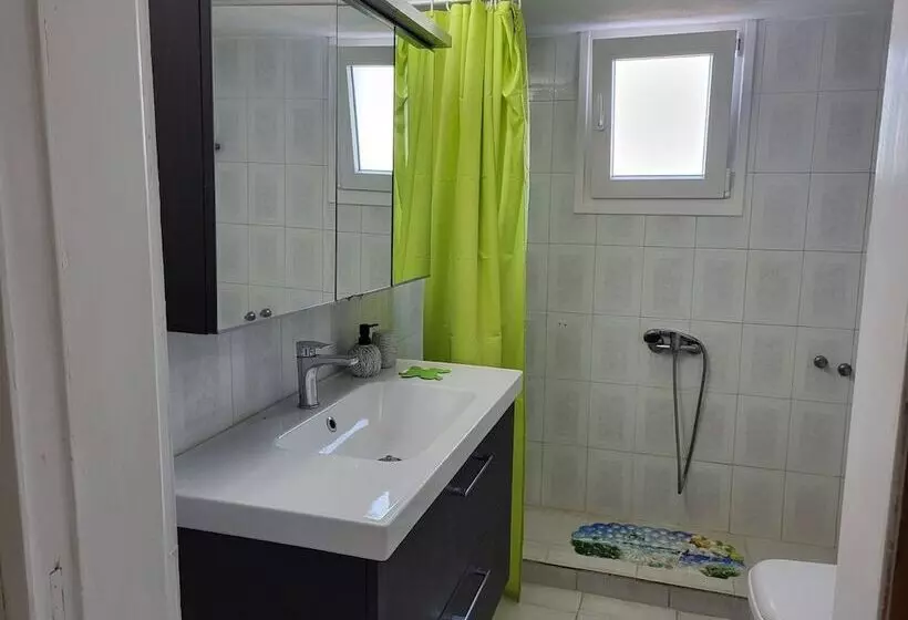 簡易ホテル Black Fig