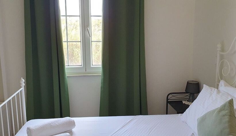 فندق فئة نجمة واحدة Black Fig