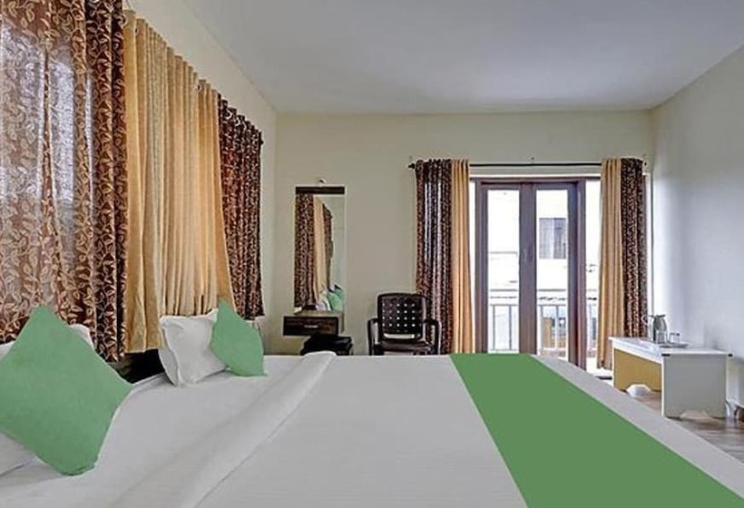 ホテル Abu Residency