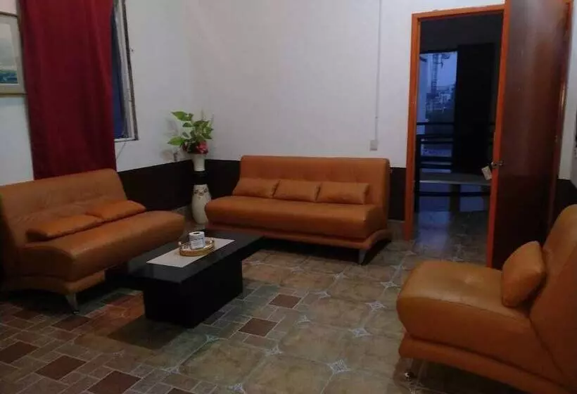 ホテル Alameda Maravatio