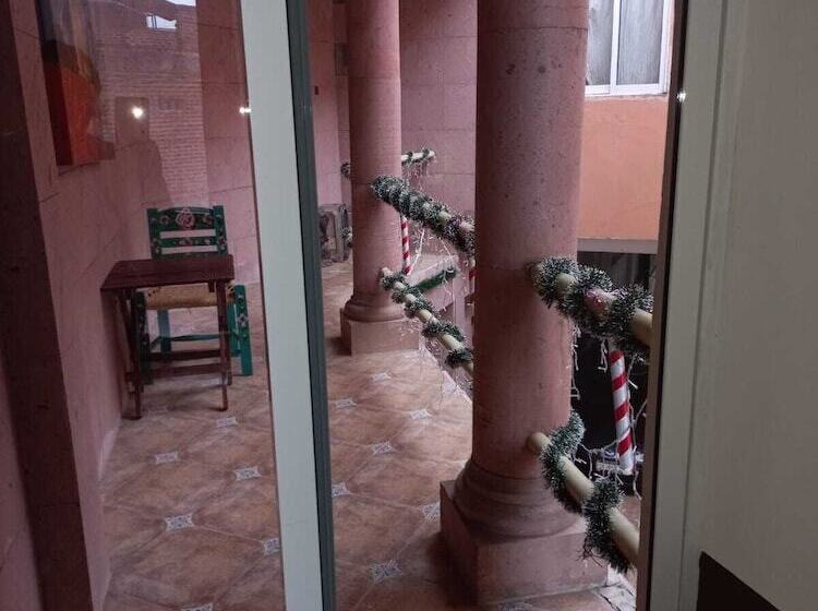 فندق Alameda Maravatio