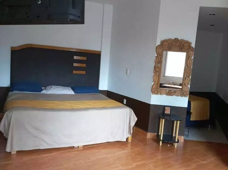 ホテル Alameda Maravatio