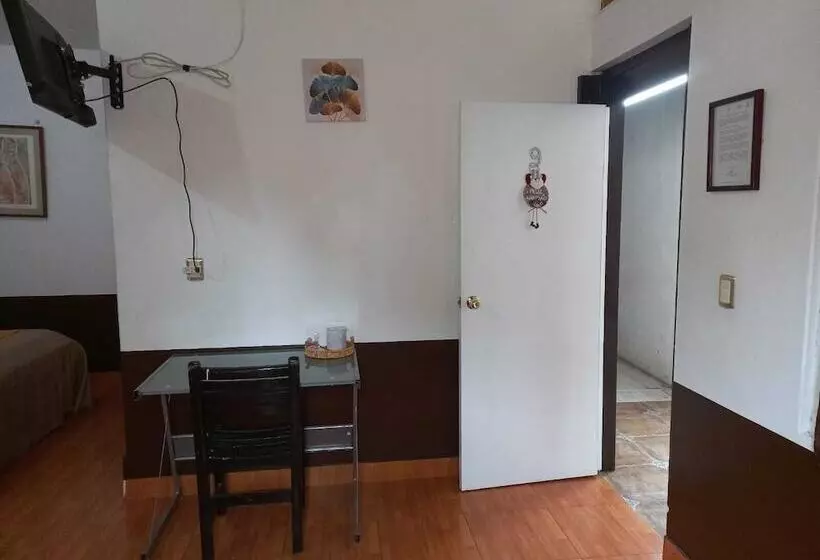 ホテル Alameda Maravatio