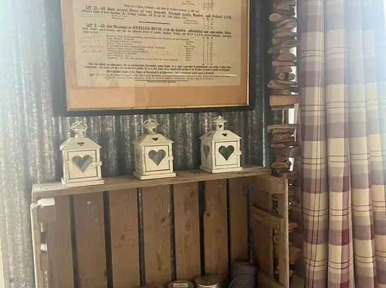 Hotelli Bridie Rose   Hot Tub Extra Charge Exotic Animals