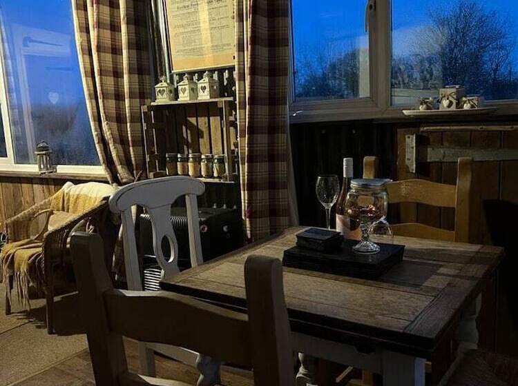 호텔 Bridie Rose   Hot Tub Extra Charge Exotic Animals