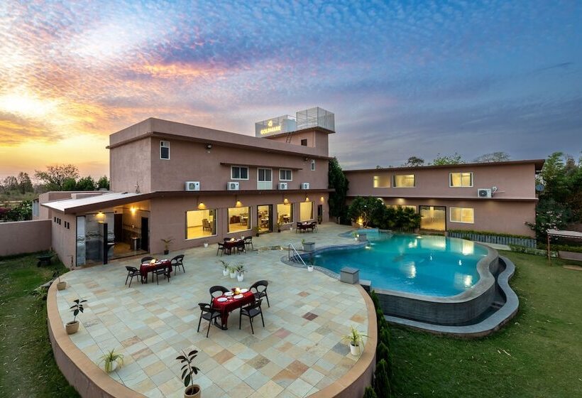 בית מלון כפרי Goldmark Resort Churna In Satpura National Park