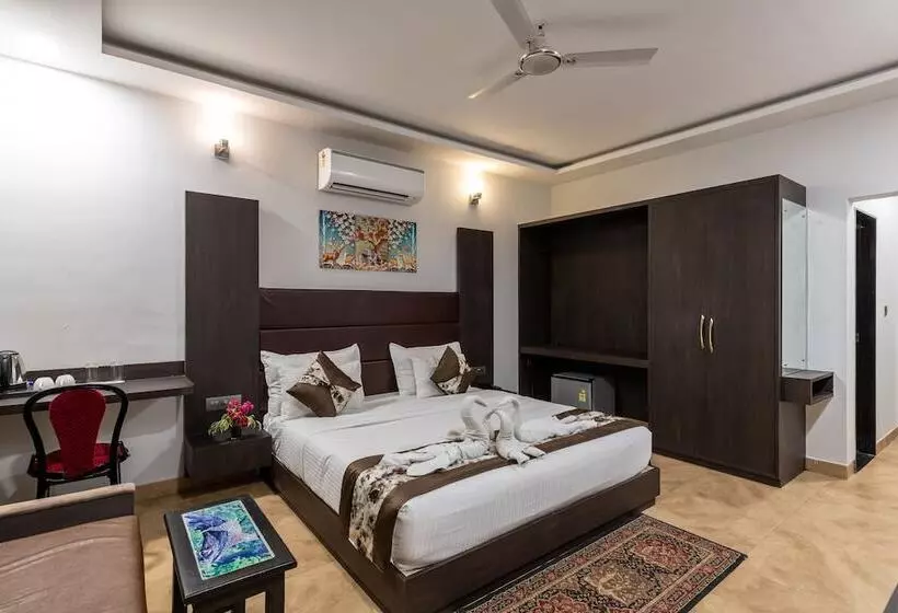 Hotelli Goldmark Resort Churna In Satpura National Park