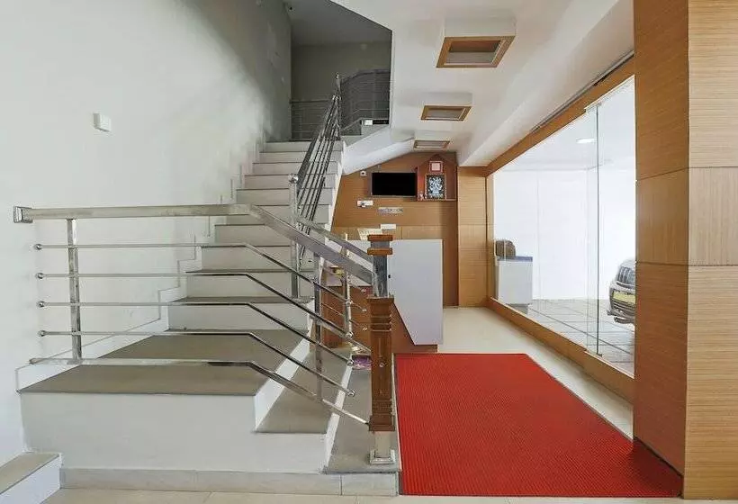 Itsy Hotels Kottaram Residency, 10 Mins To Botanical Garden