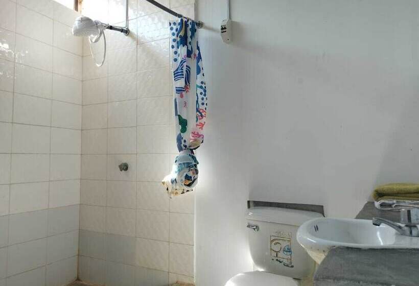 Отель Los Almendros Mancora