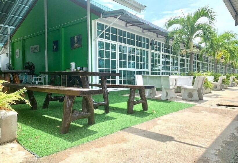 Hotel Marshal Resort