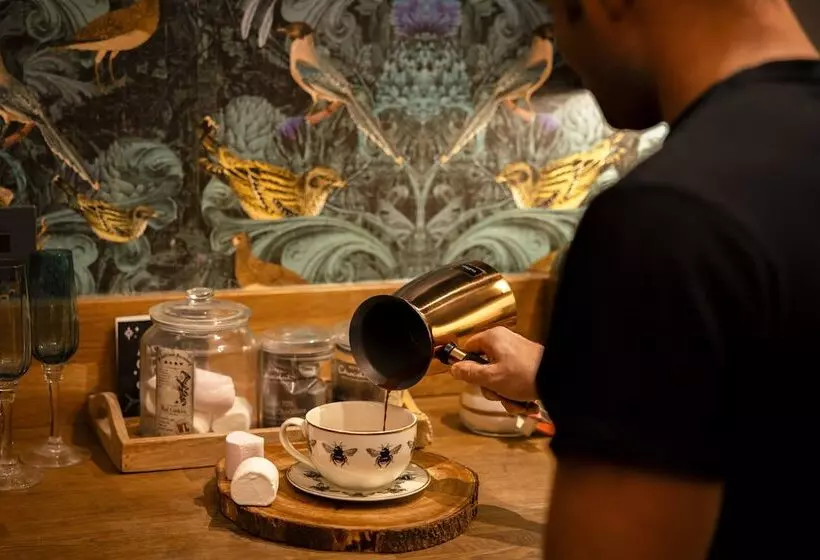 ホテル Romantic Lodge On Edge Of Nature Reserve