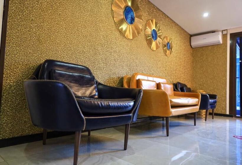 هتل The Distinction Boutique