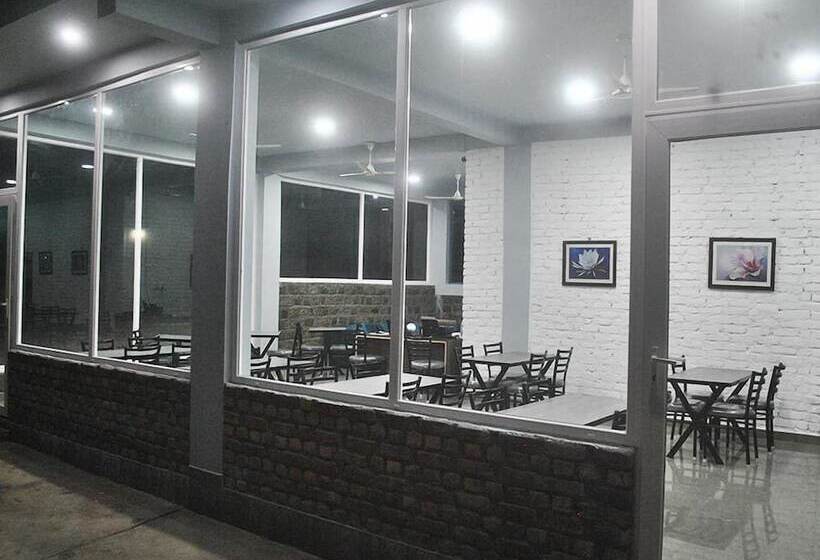 Hotel Himalayan Off Trails