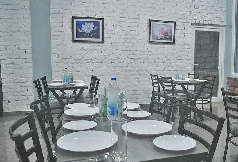 Hotel Himalayan Off Trails