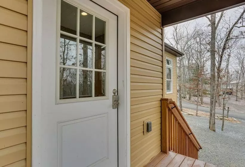 Hike, Swim & Ski: Home W/ Deck In Lackawaxen