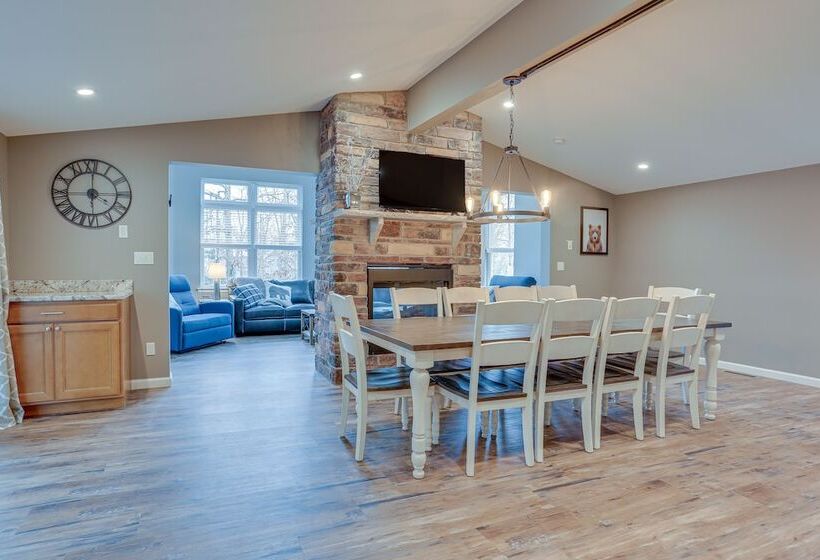 Hike, Swim & Ski: Home W/ Deck In Lackawaxen