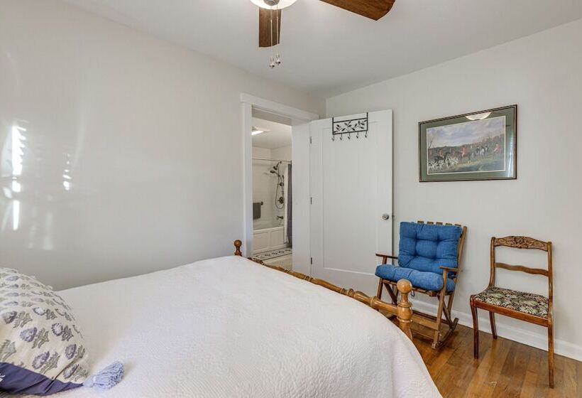 Lovely Lexington Home: 4 Mi To Downtown!