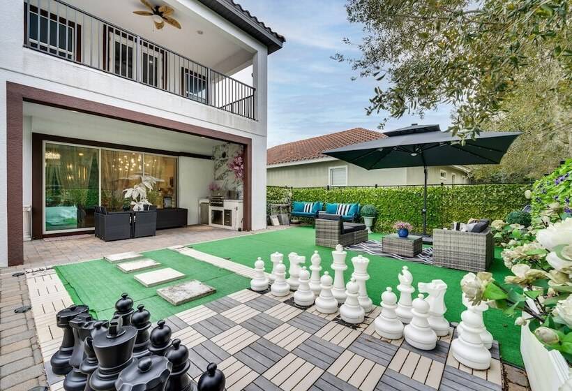 8 Mi To Disney: Home W/ Pool In Kissimmee